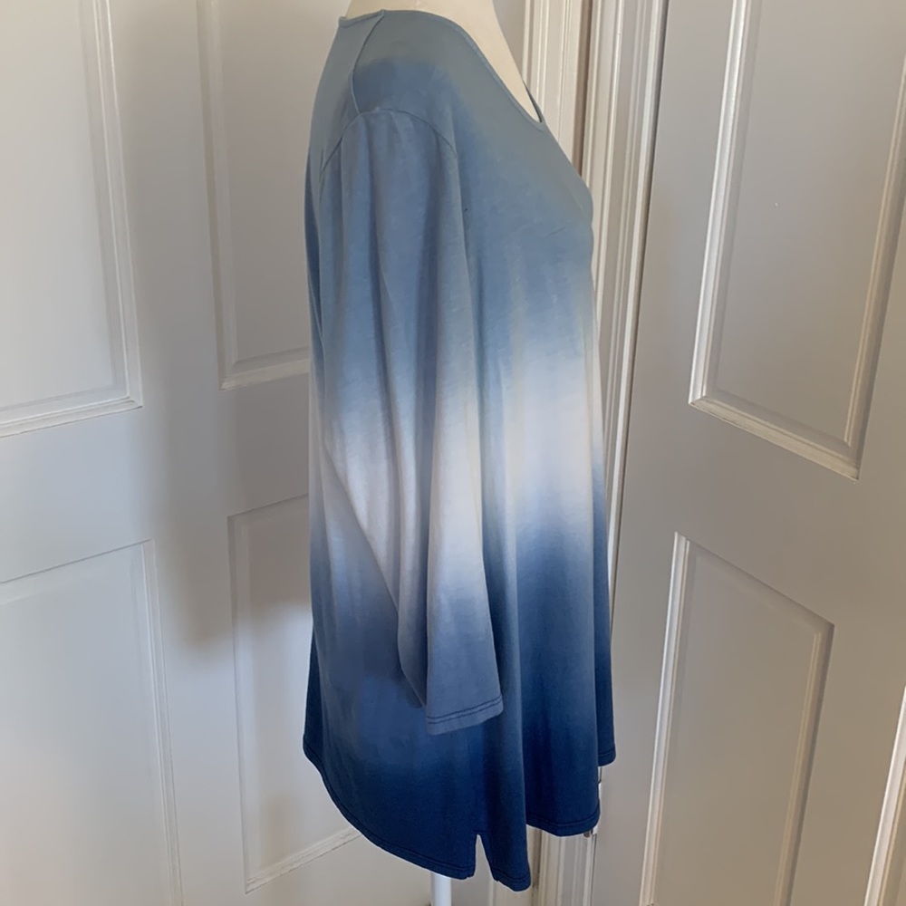 EUC.  Chicos blue ombré top/tunic - Picture 4 of 5
